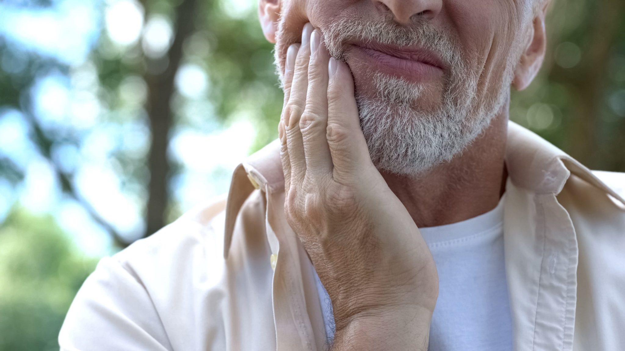 does-your-jaw-only-hurt-on-one-side-l-super-dental